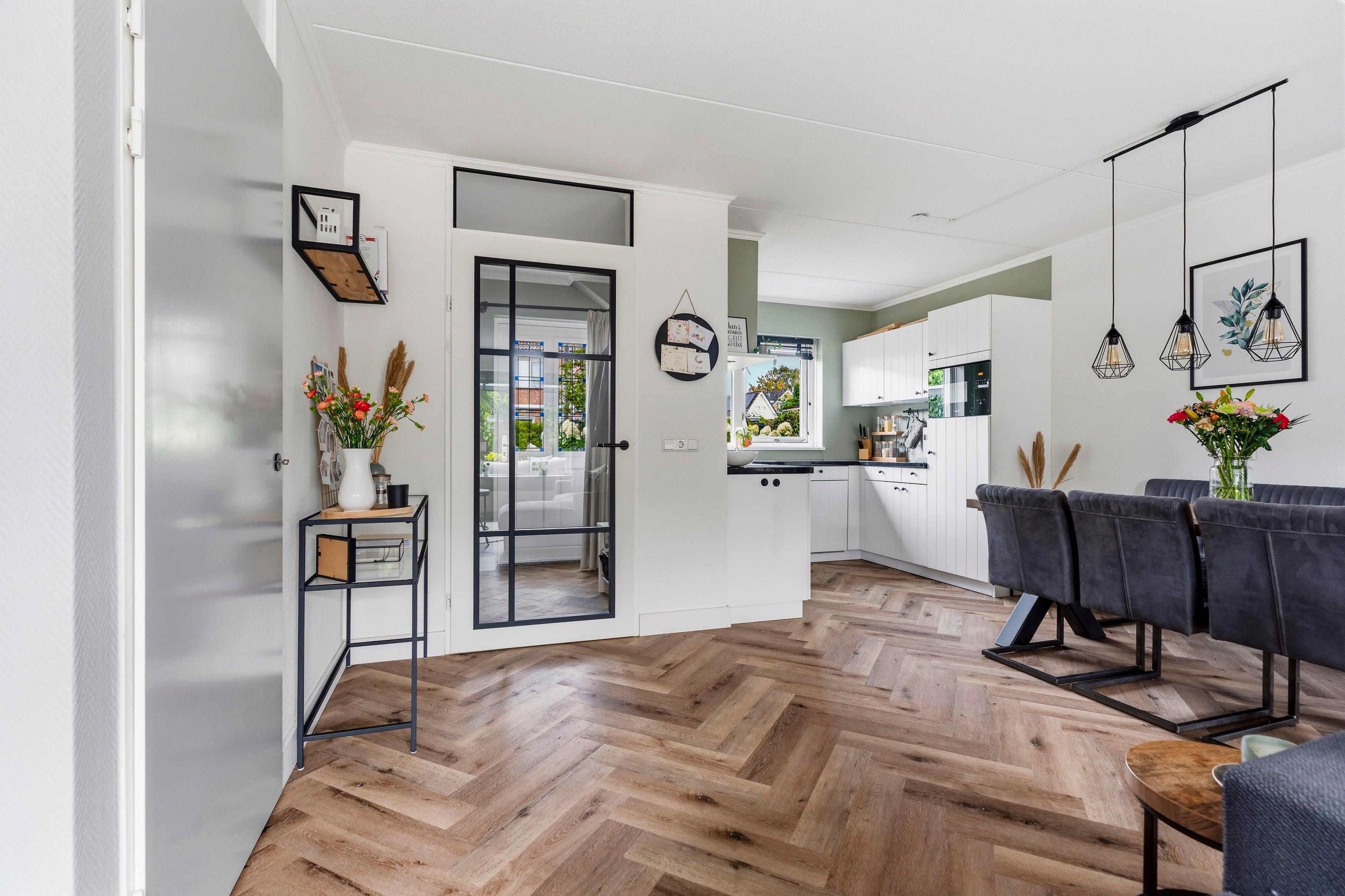 Tussenwoning te koop: De Eersteling 24, Velp