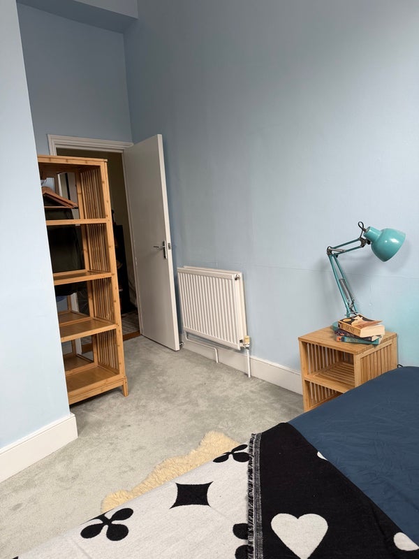 Room Devons Road in Greater London