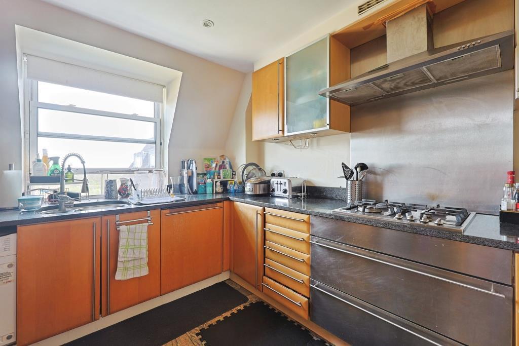 Flat Boydell Court in Greater London