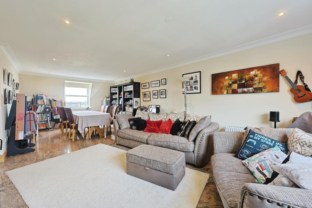Flat Boydell Court in Greater London