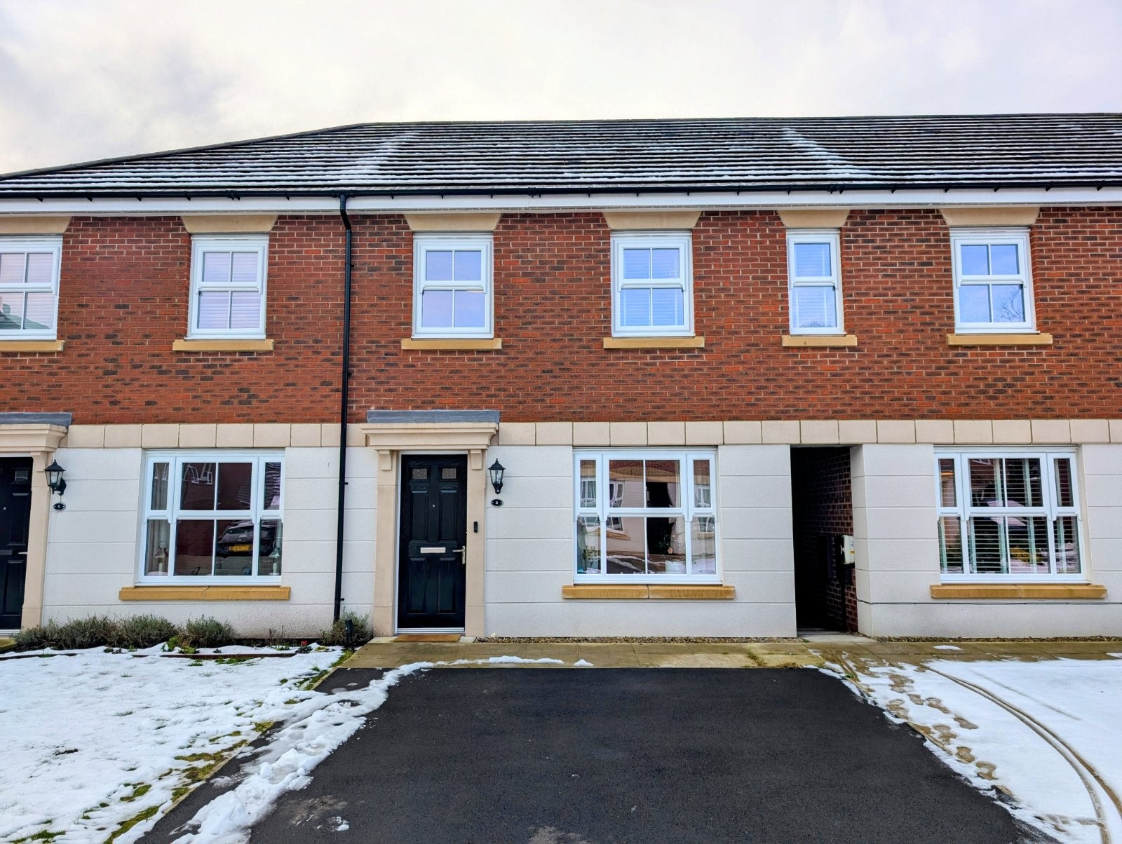 House Radcliffe Court in Wakefield
