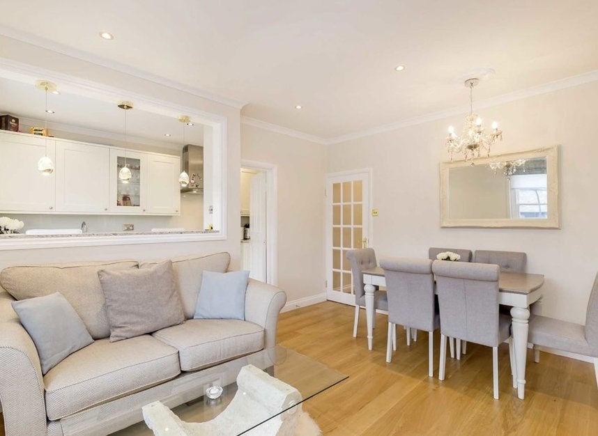 Flat King Street in Greater London