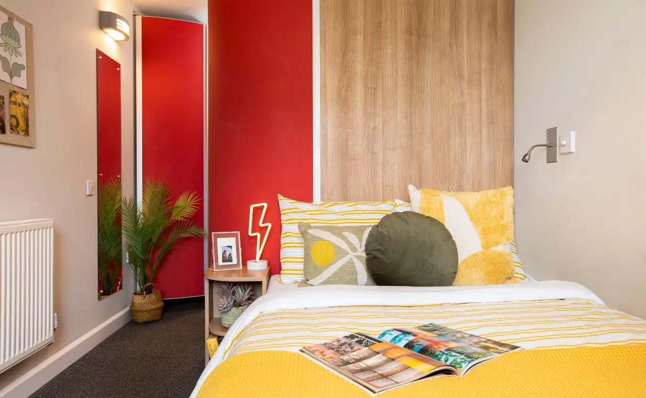 Room Lebus Street in Greater London