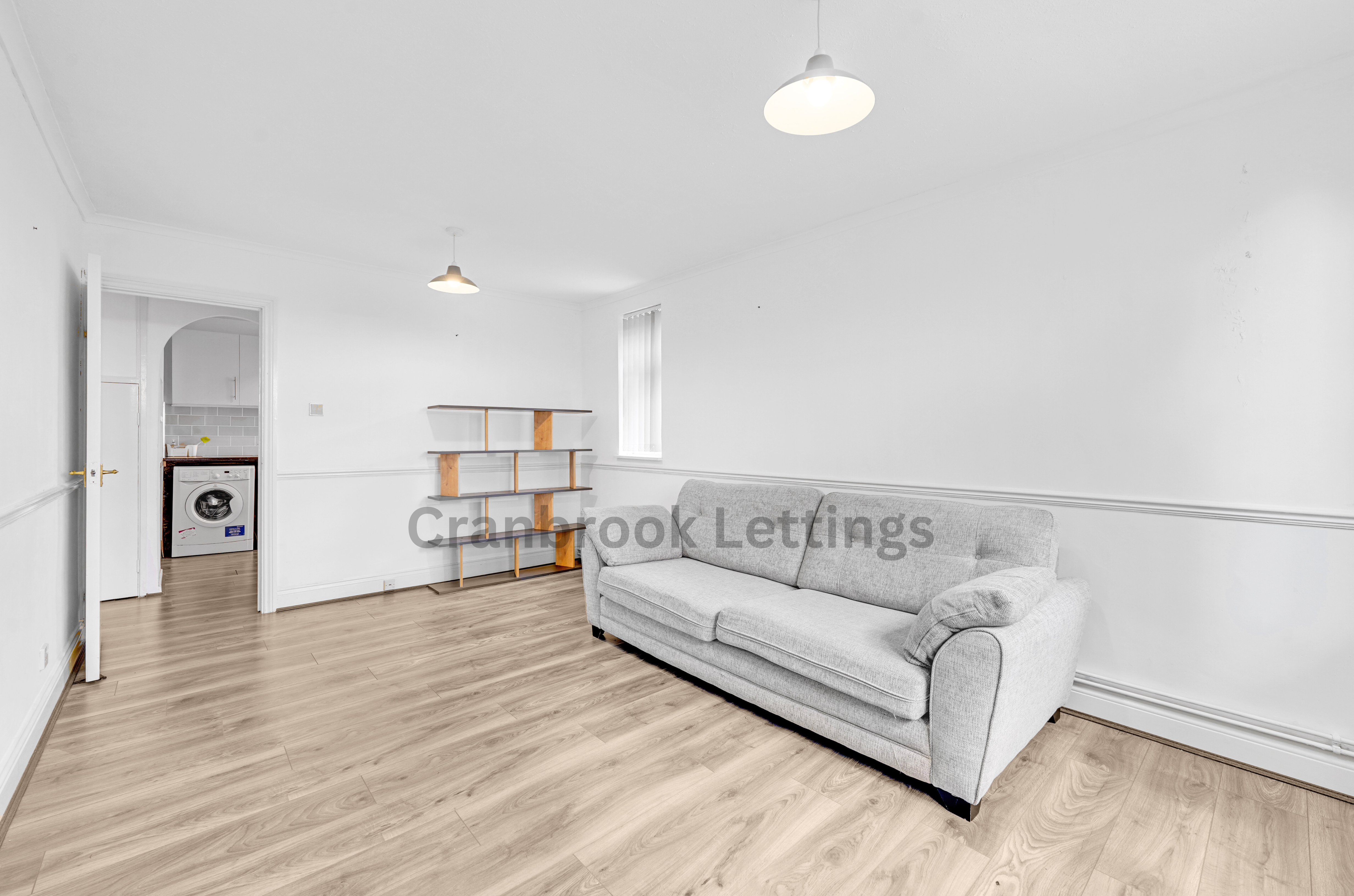 Flat Haldon Close in London