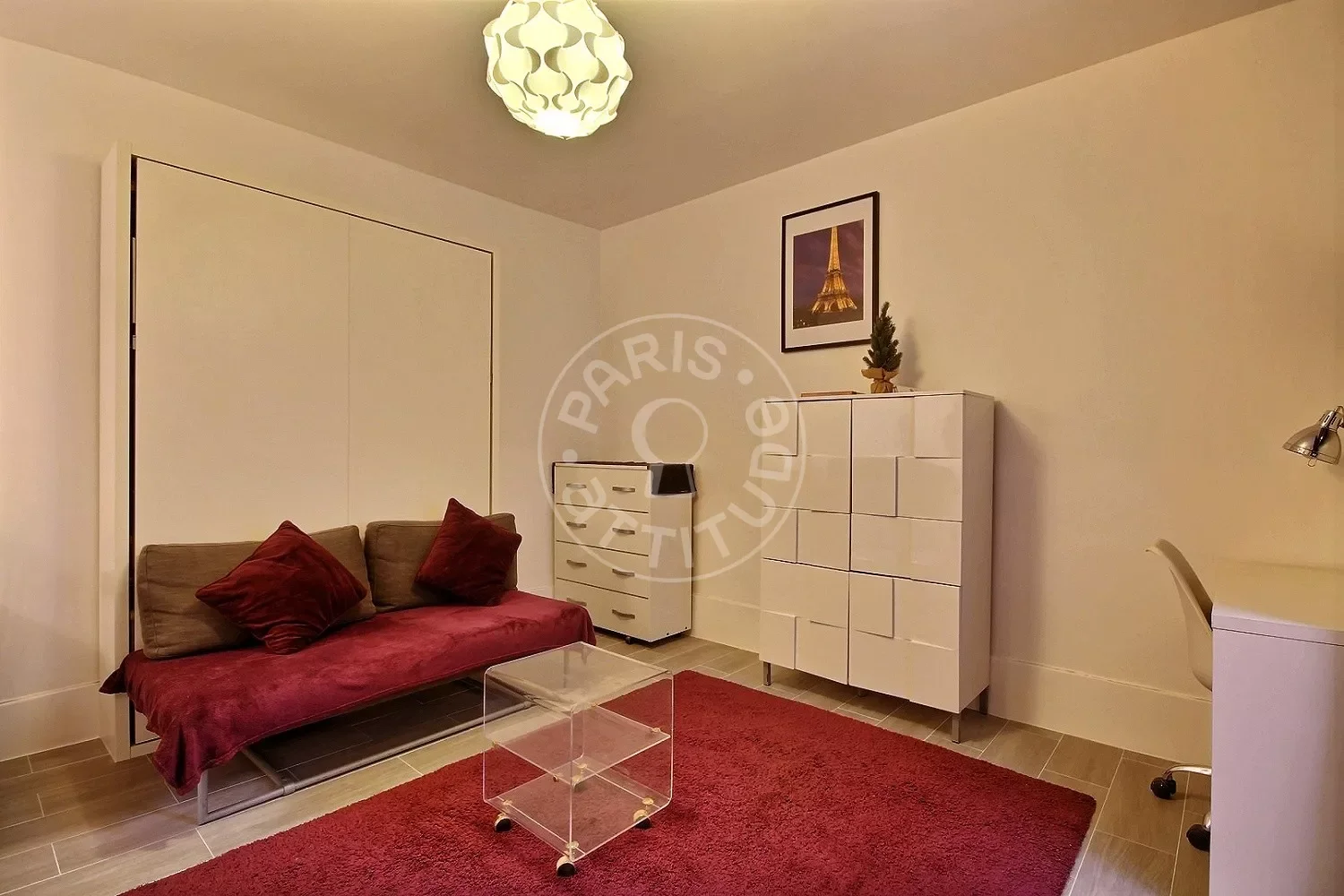 Flat Rue Durantin in Paris
