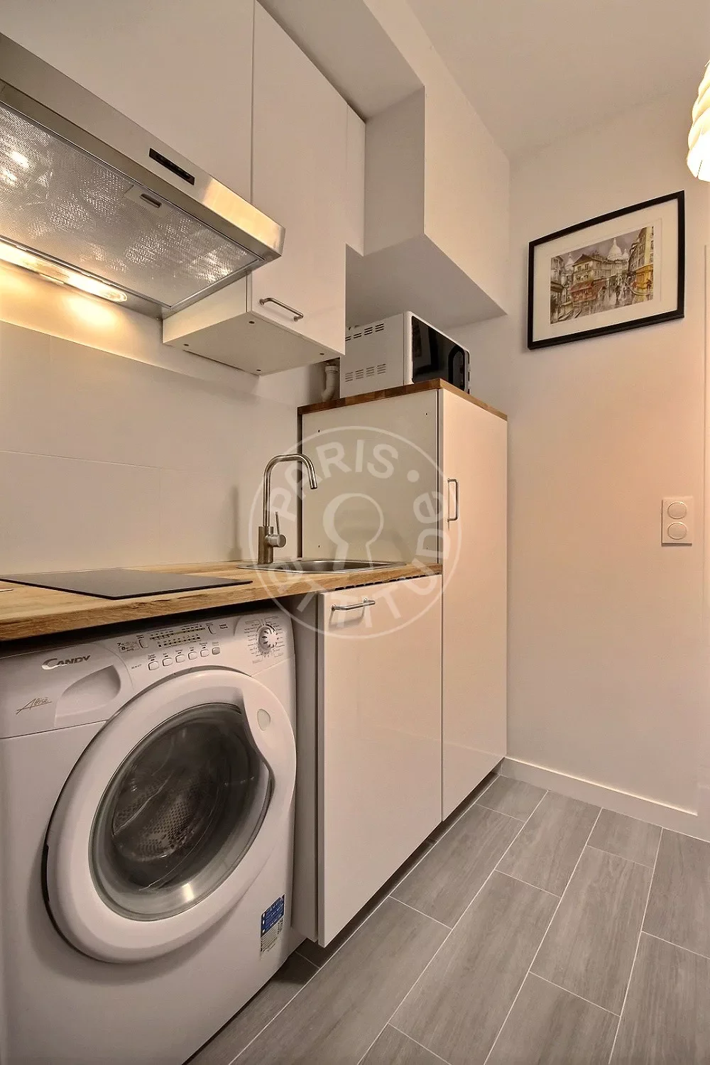 Flat Rue Durantin in Paris