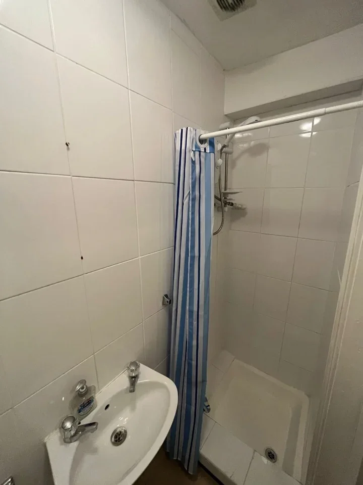 Room Earlham Grove in Greater London