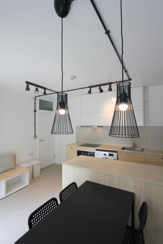 Room Coll's Road in Greater London