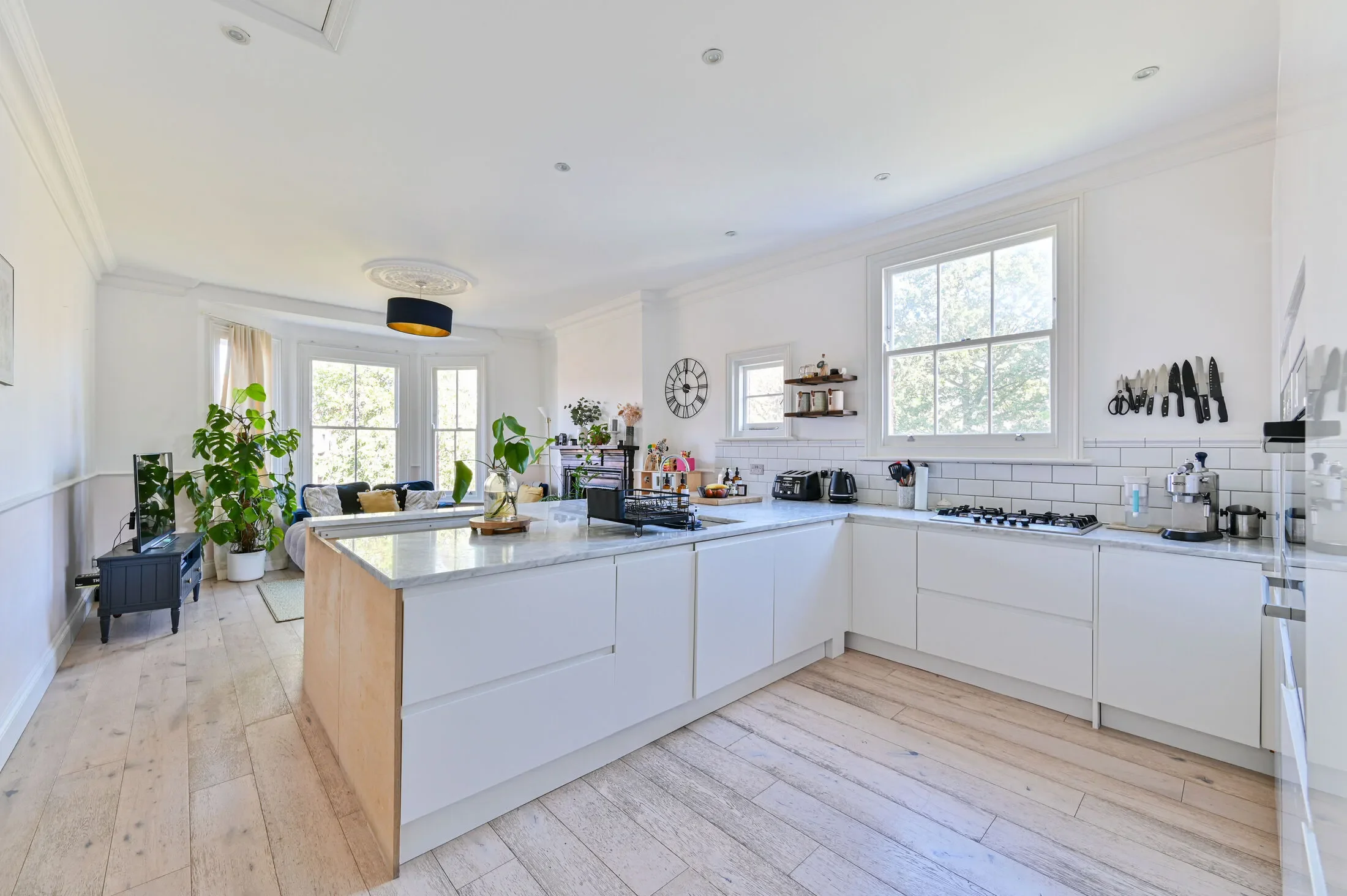 Flat Belenoyd Court in Greater London