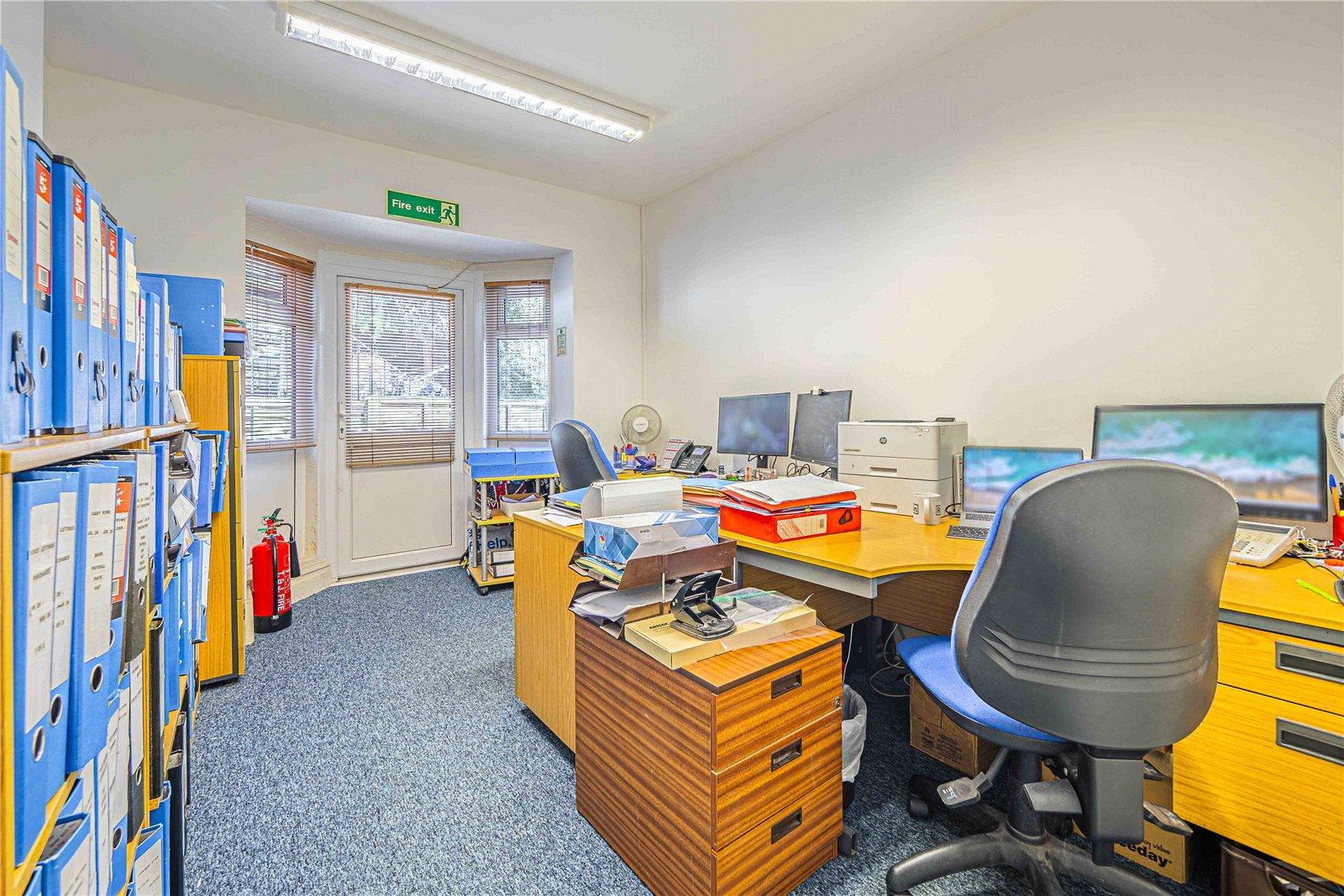 Flat St Albans Road in Watford