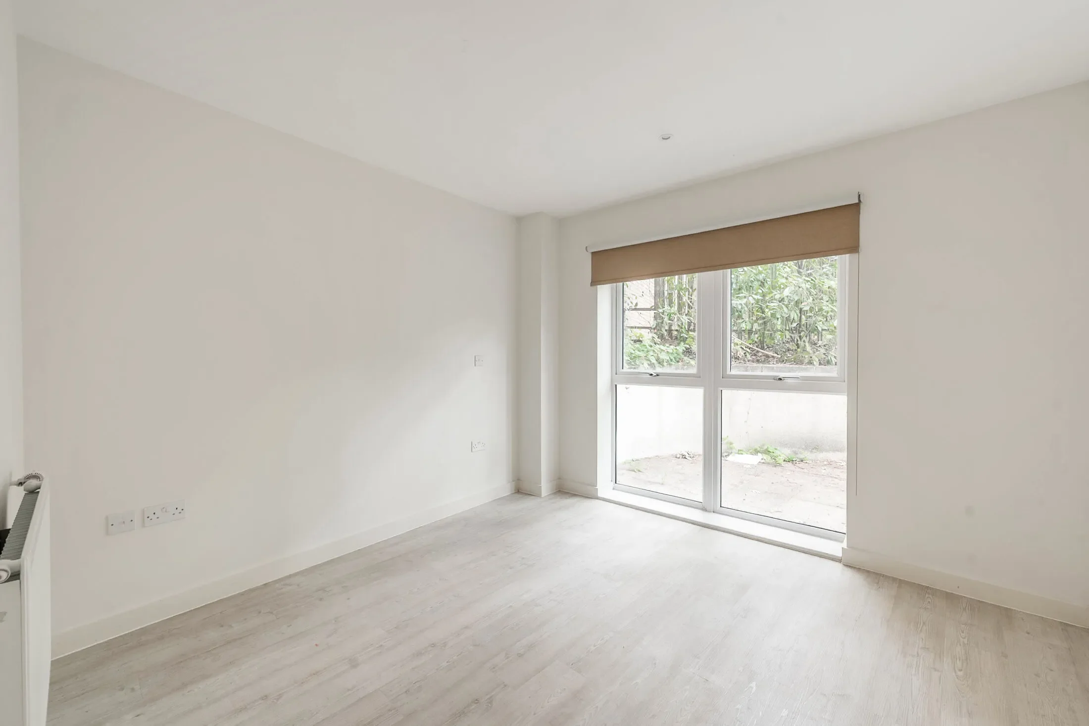 Flat Howard Road in Greater London