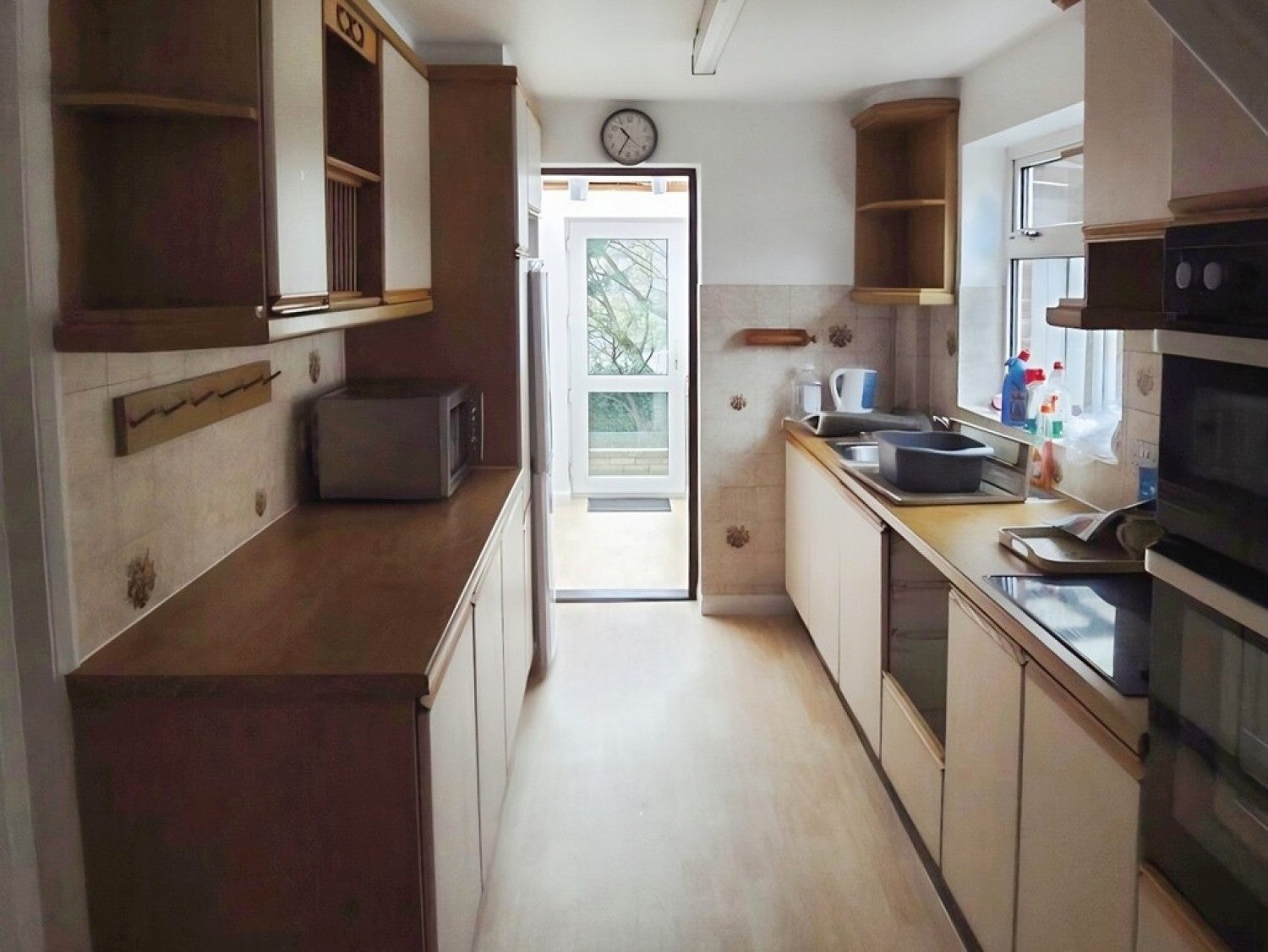 House Dunvegan Close in Exeter
