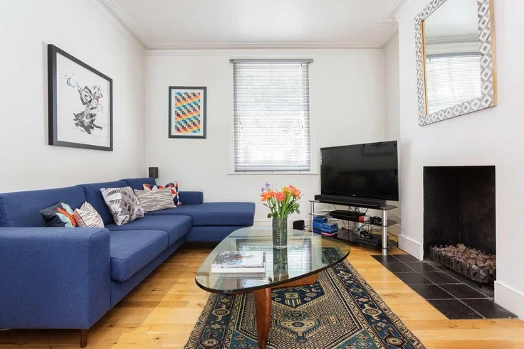 Flat St. Philip Street in Greater London