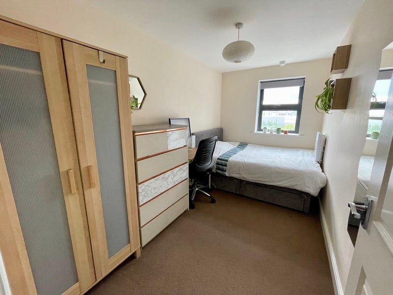 Flat Maltings Close in Greater London