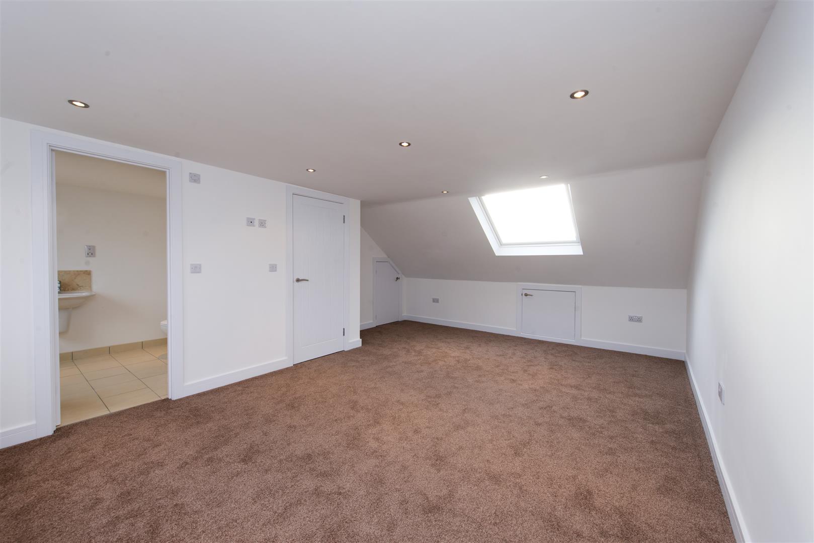 Room Mahlon Avenue in London