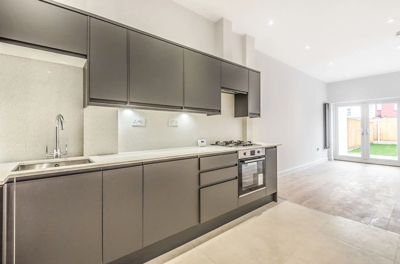 Flat Manchester Road in Greater London