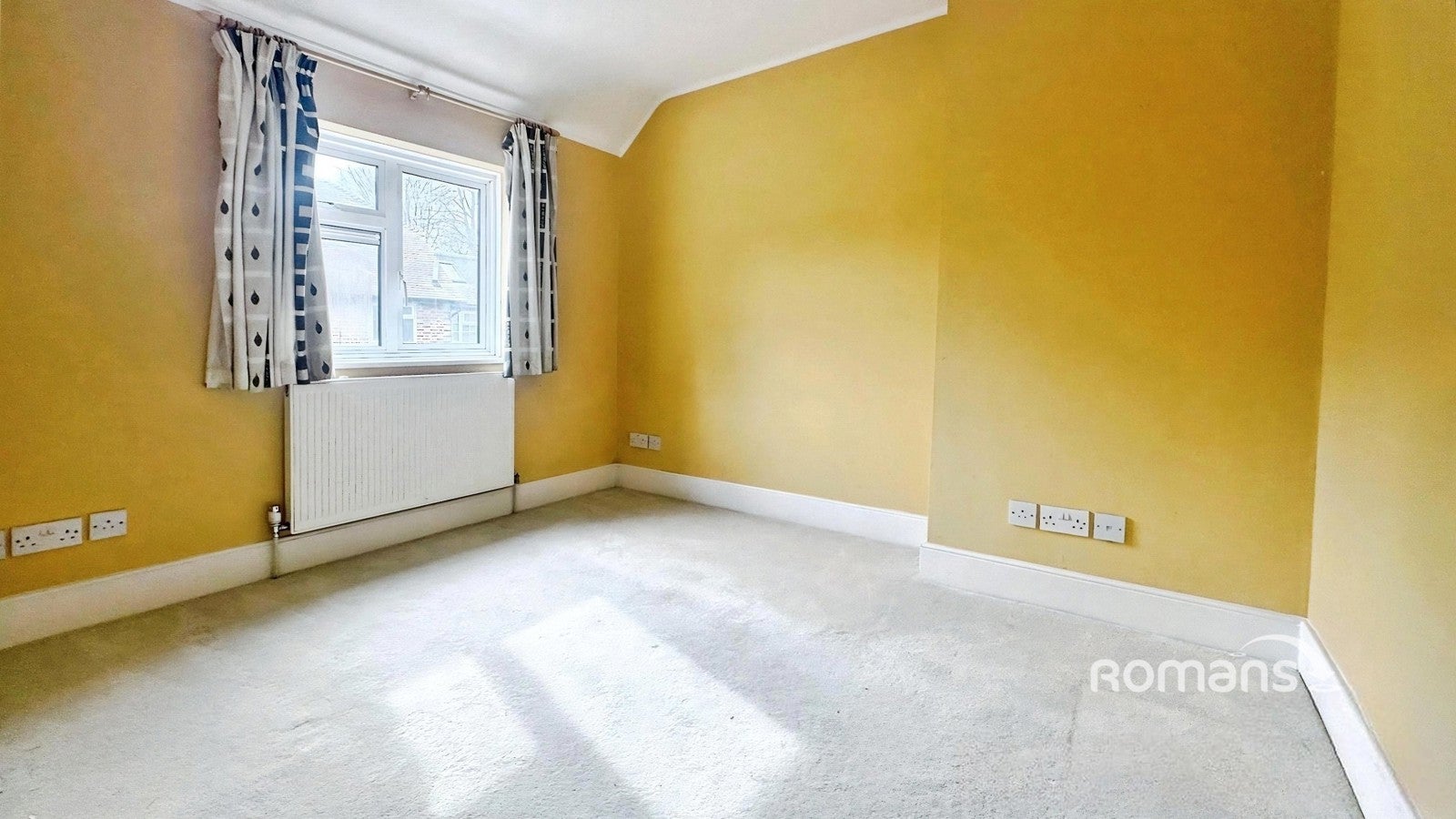 House Lynch Close in London