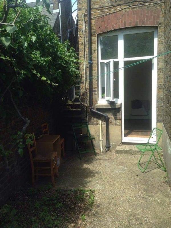Room New Cross Road in Greater London