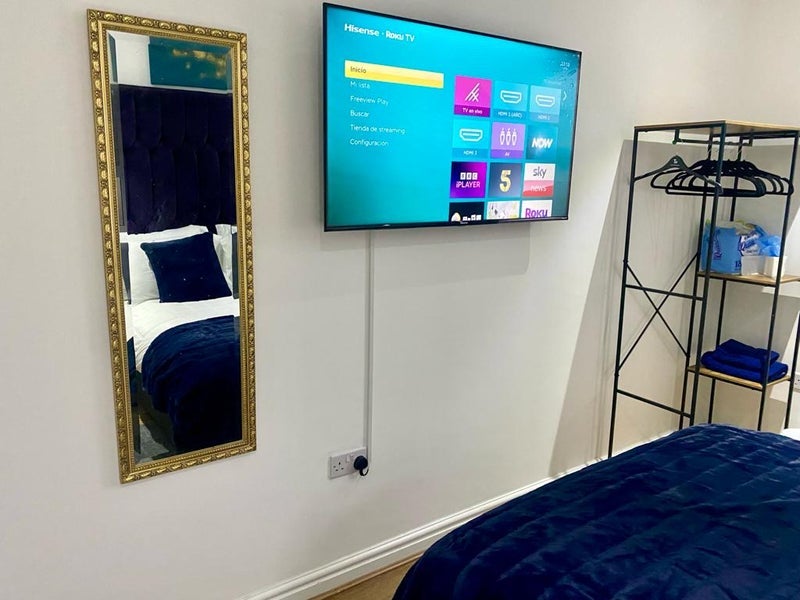 Room Furness Road in Manchester