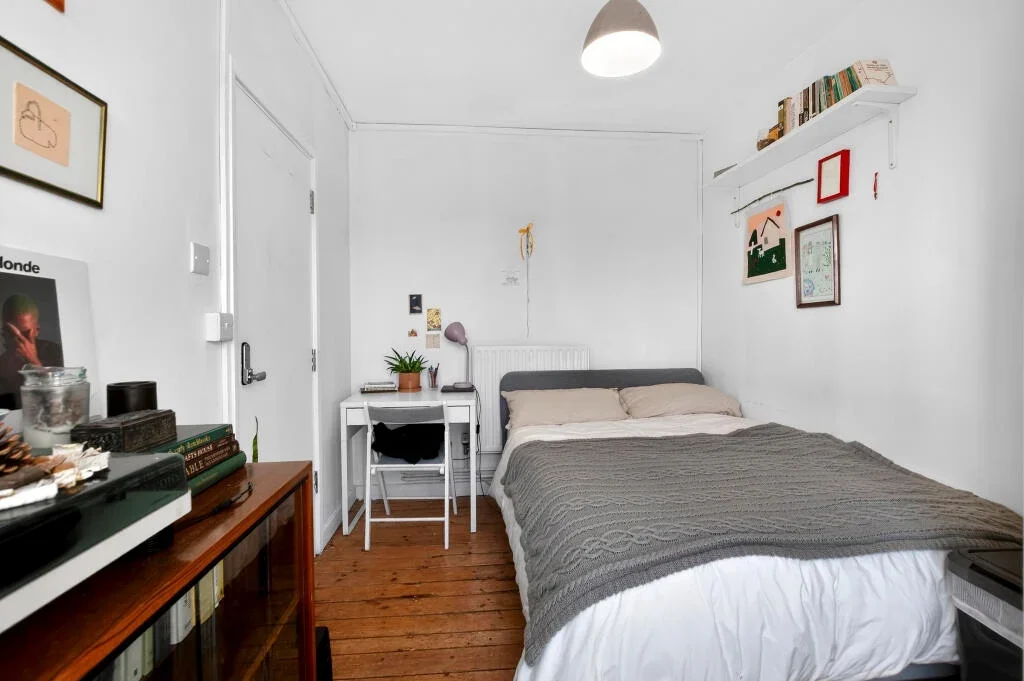 Flat Harmood Place in Greater London