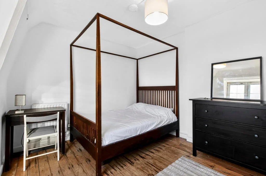 Flat Harmood Place in Greater London