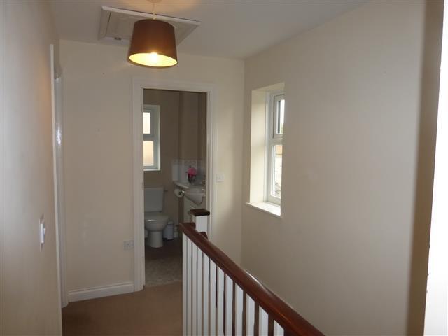 House Wantage Close in Rushden