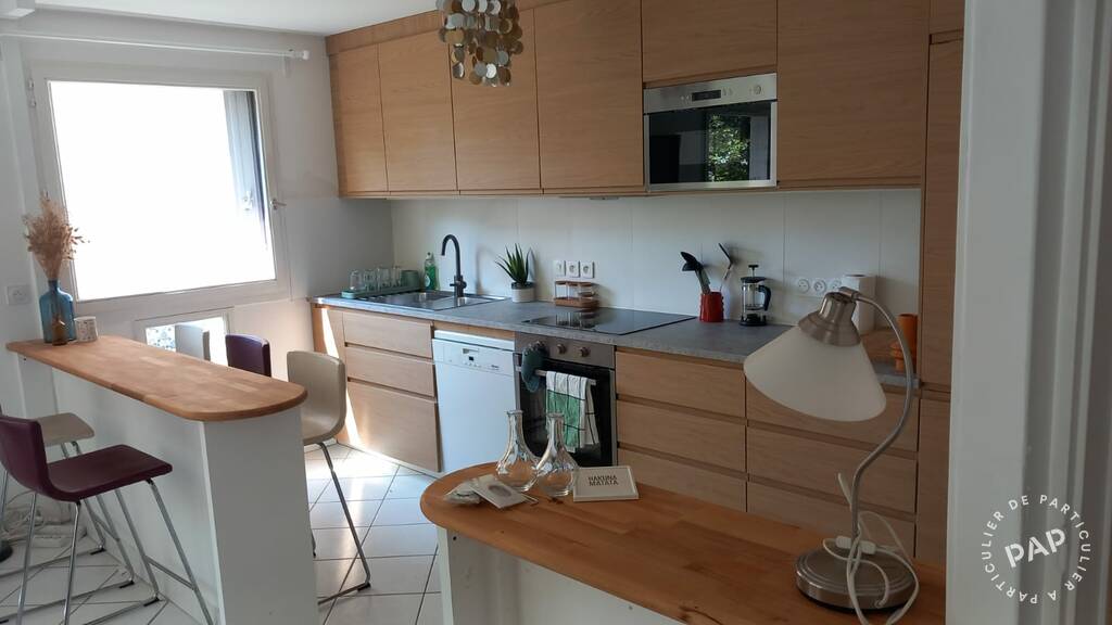 Room Boulevard du Port in Cergy