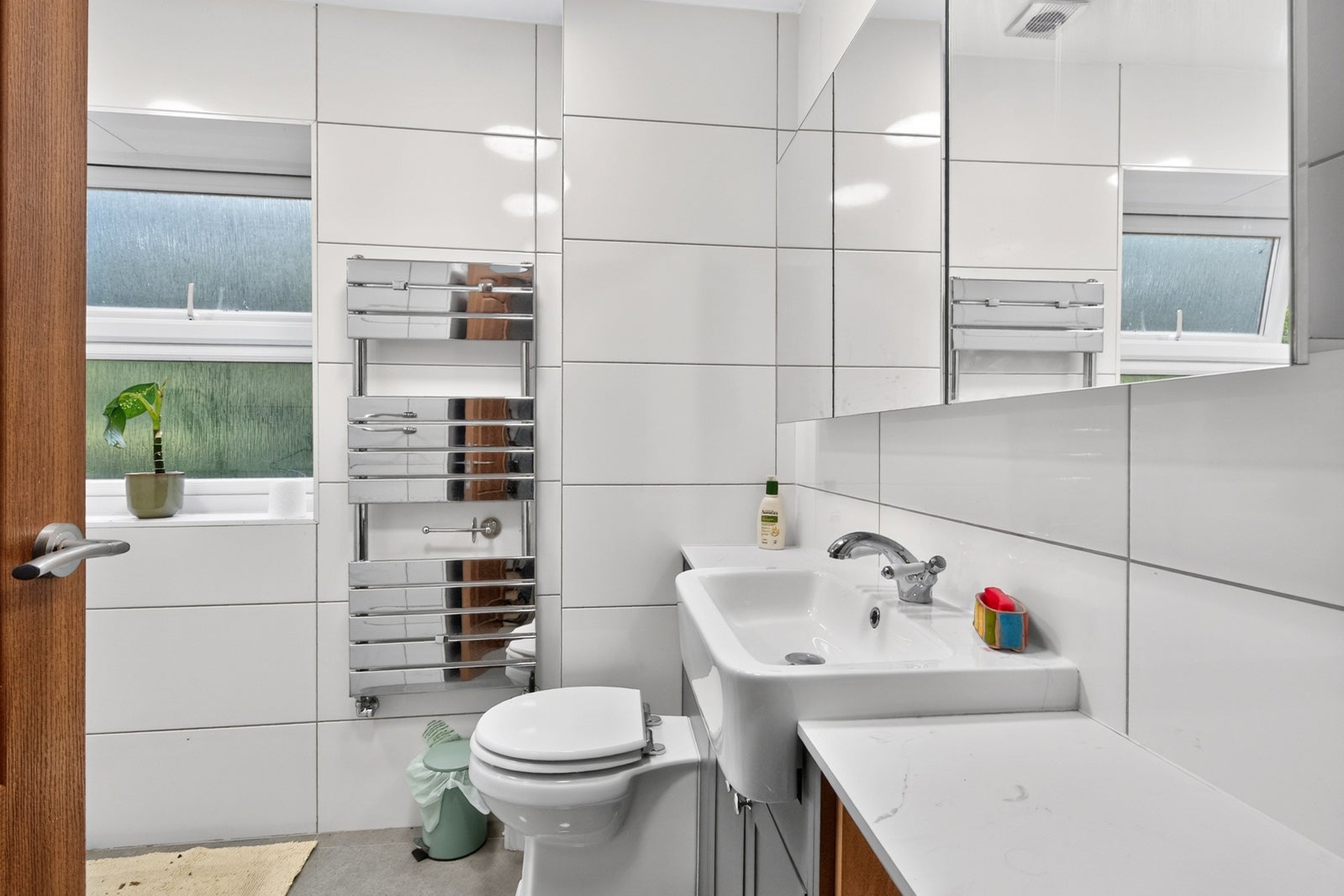 Flat Amhurst Road in Greater London