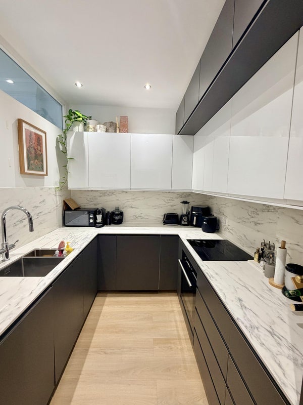 Flat Ealing Green in Greater London