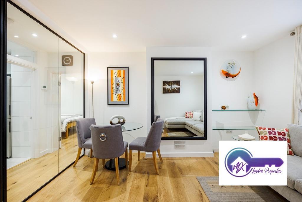 Flat Macklin Street in Greater London