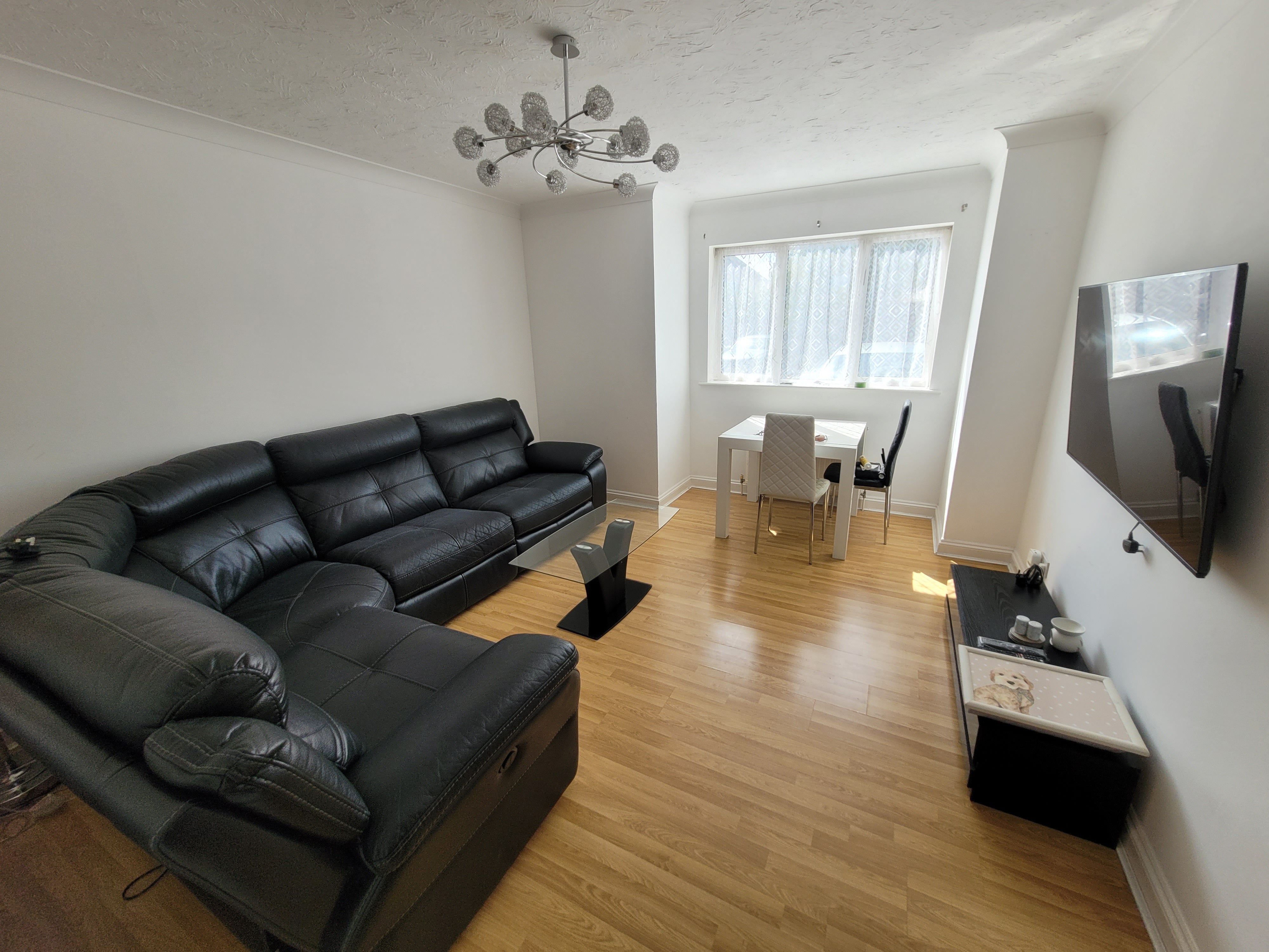 Flat Grace Court in Slough