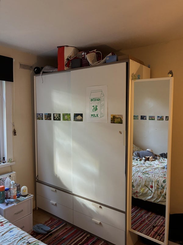 Room Ravenshaw Street in Greater London