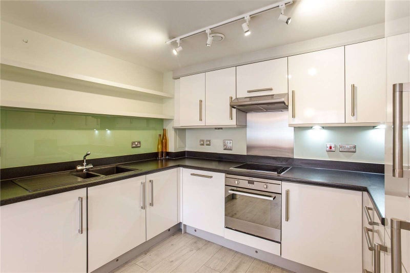 Room Marylebone Road in City of Westminster