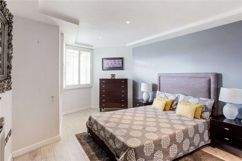 Room Marylebone Road in City of Westminster