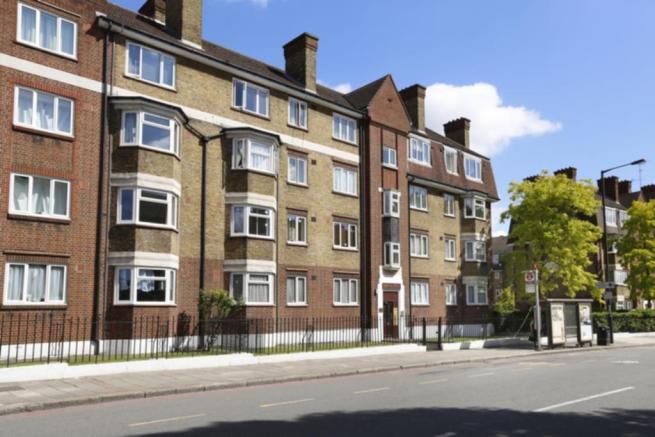 Flat Armoury Way in Greater London
