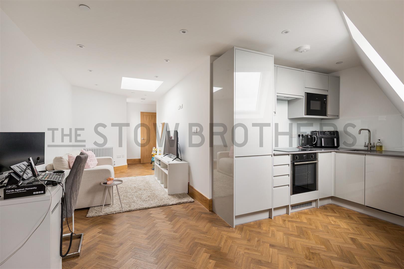 Flat The Broadway in Greater London