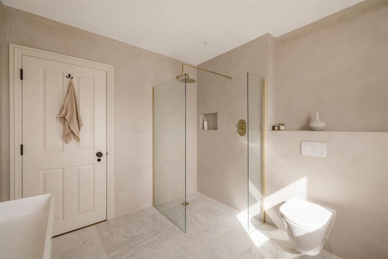 Room Somers Road in Greater London