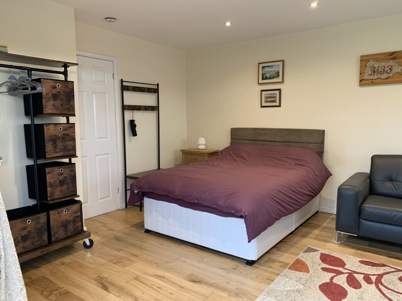 Room Cecil Avenue in Trafford