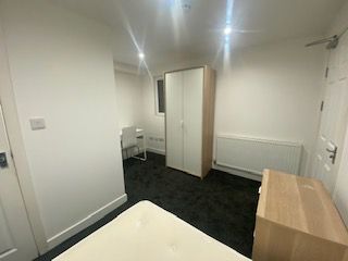 Room Gloucester Street in Coventry