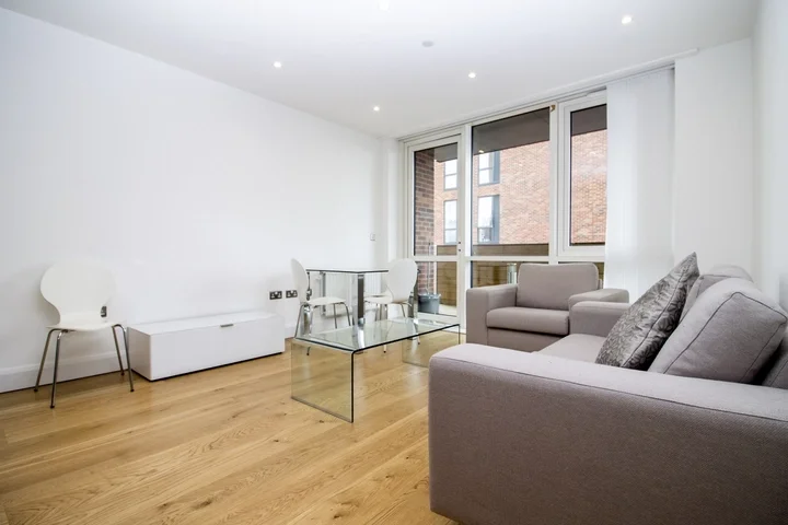 Flat Corsican Square in Greater London