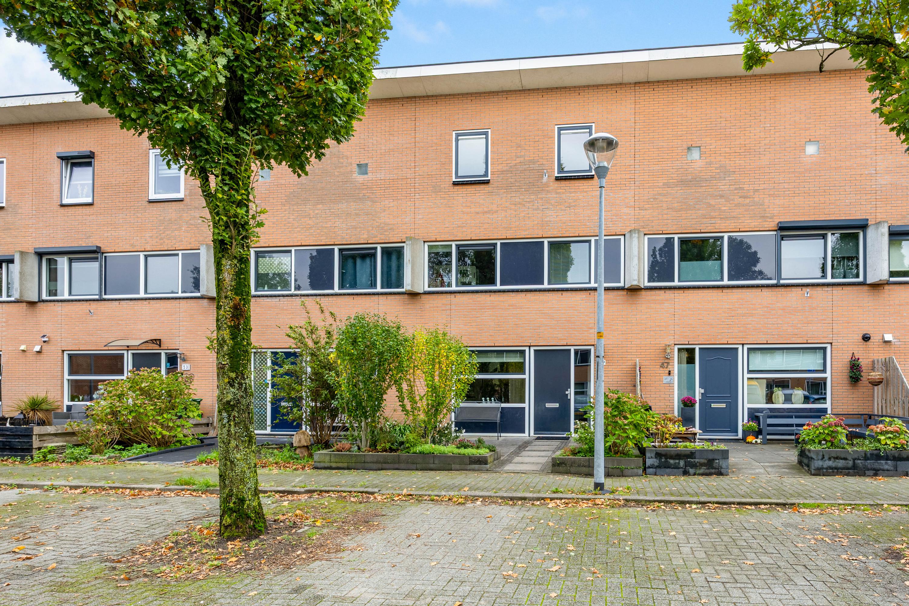 Huis Ottenstein 49 in Nieuw-Vennep
