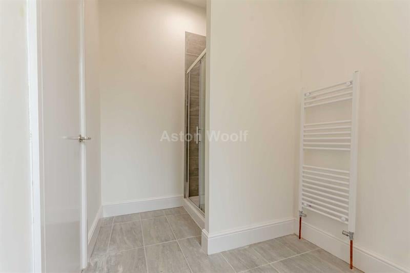 Room Mansfield Road in Nottingham