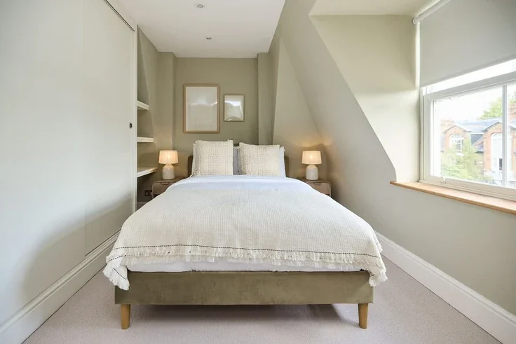 Flat Adamson Road in Greater London