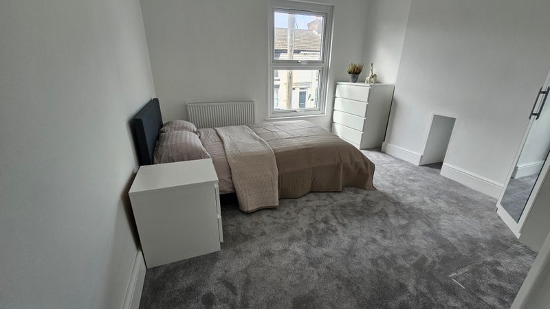 Room Bower Street in Maidstone