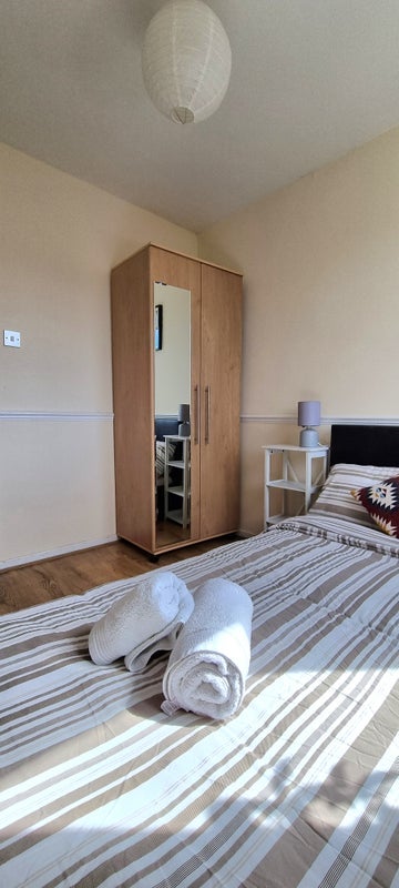 Room Jamaica Road in Greater London