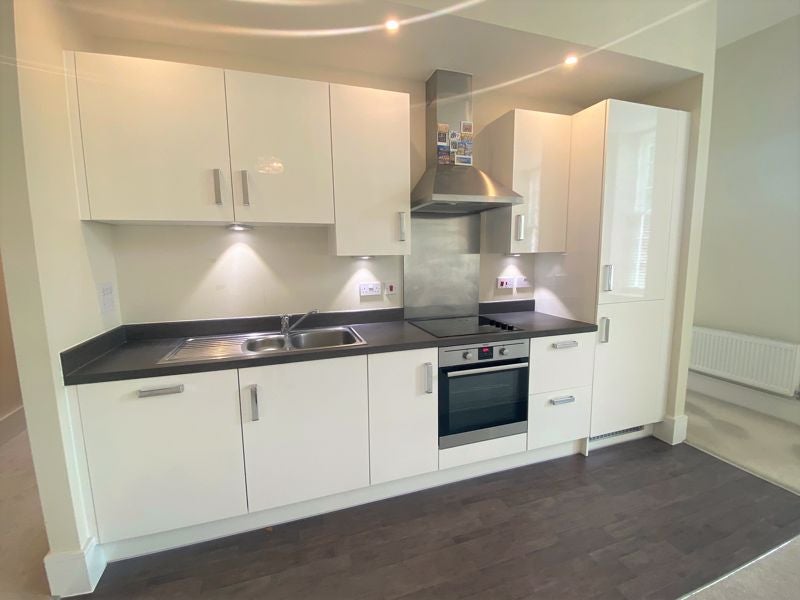 Flat Longley Road in Chichester