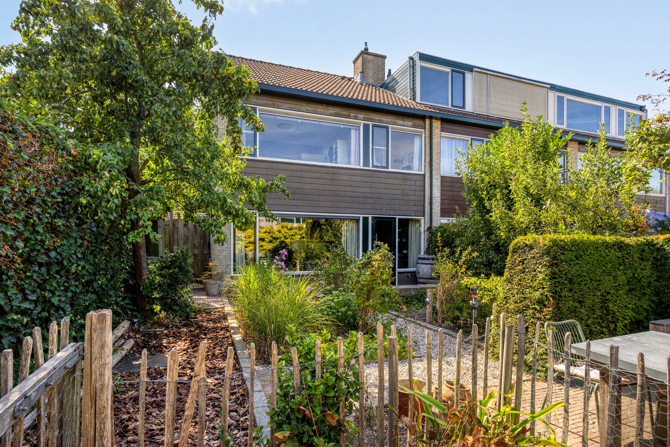 Huis Steurendaal 25 in Den Haag