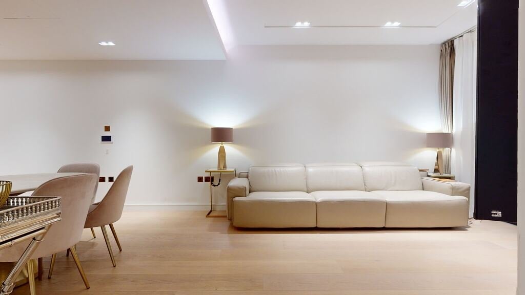Flat Houghton Street in City of Westminster