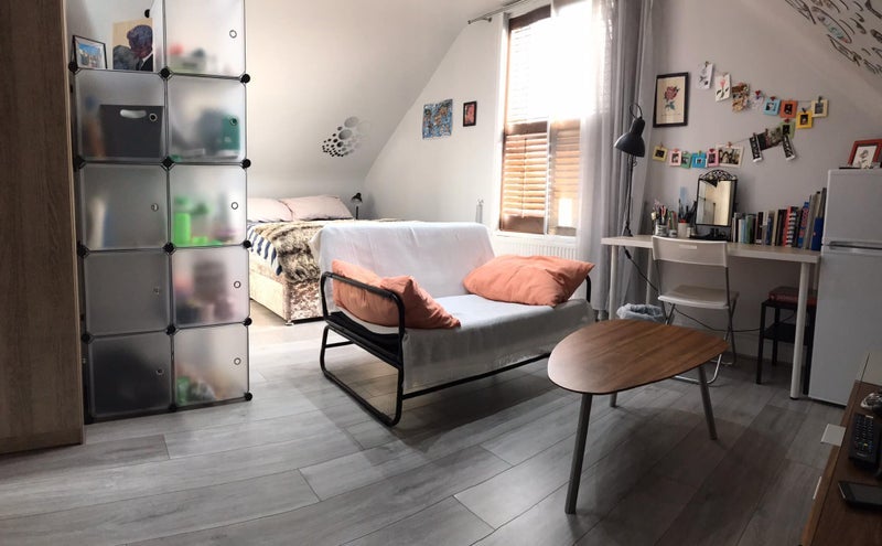 Room Romford Road in Greater London