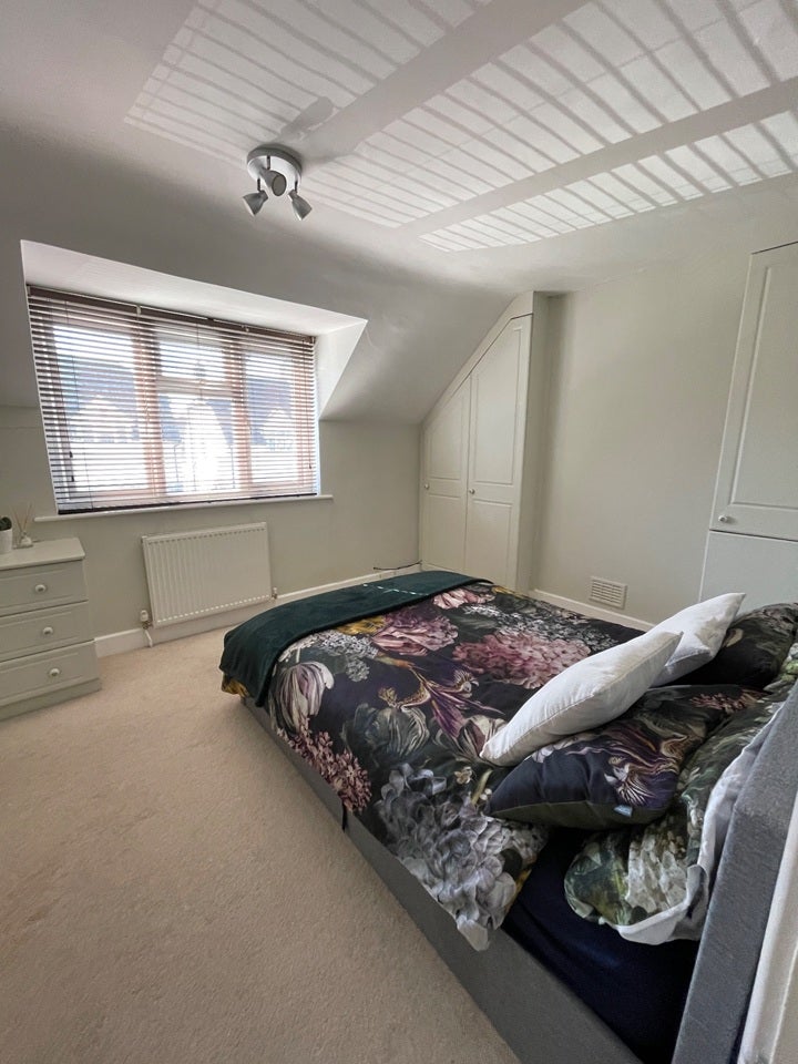 Room Lannoy Road in Greater London